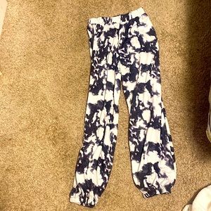 Sweatpants, size small in womens, tie die black a white, very good material.